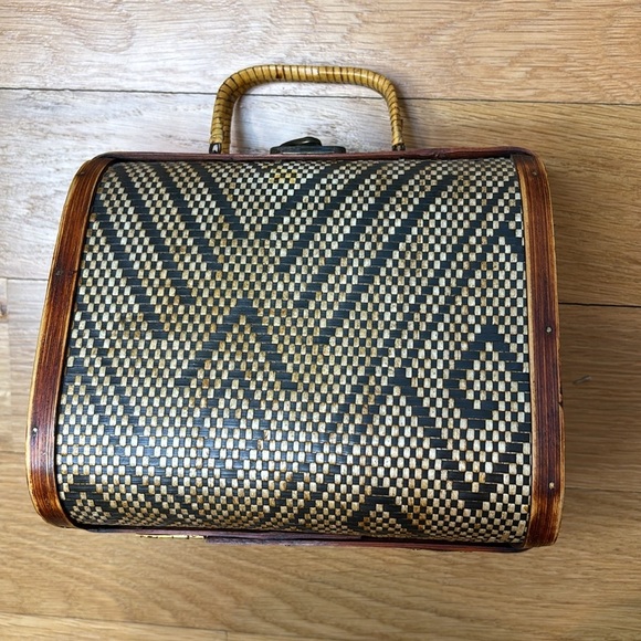 Vintage Wicker Purse Woven Wooden Handbag - Picture 3 of 7